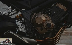 649cc inline 4-cylinder 16-valve ACT engine