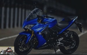 The Suzuki GSX-S 1000 F uses the same technical basis as the naked version