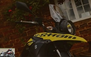 Even in 250, the Vstrom retains its duckbill