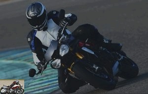 Triumph 1050 Speed ​​Triple on the track