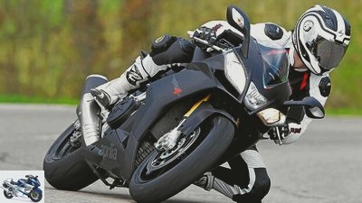 Comparison test: basic superbikes from Ducati and Aprilia