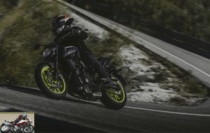Test of the Yamaha MT-07 on the road