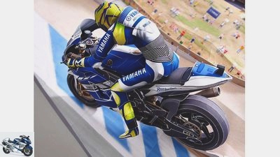 Yamaha Paper Crafts Motorcycle works of art made of paper