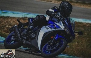 Yamaha R3 test on track