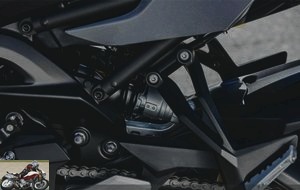 Yamaha Tracer 900 shock absorber