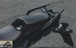 Yamaha Tracer 900 seat