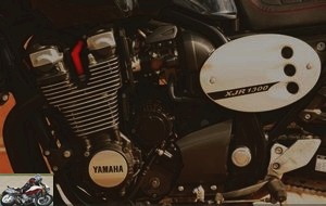 Yamaha XJR 1300 Racer engine