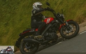 Test of the Yamaha XSR 125 on the road
