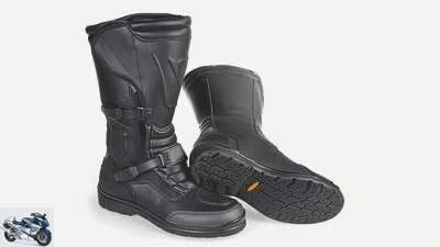 Ten waterproof sports boots in the product test