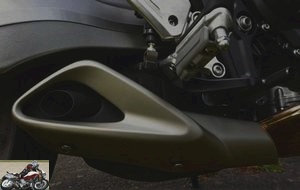 Exhaust under the frame Honda CB 650 F