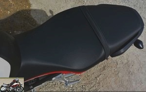Honda CB 650 F seat