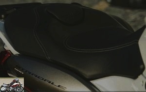 Detail of the saddle stitching of the MV Agusta Stradale 800